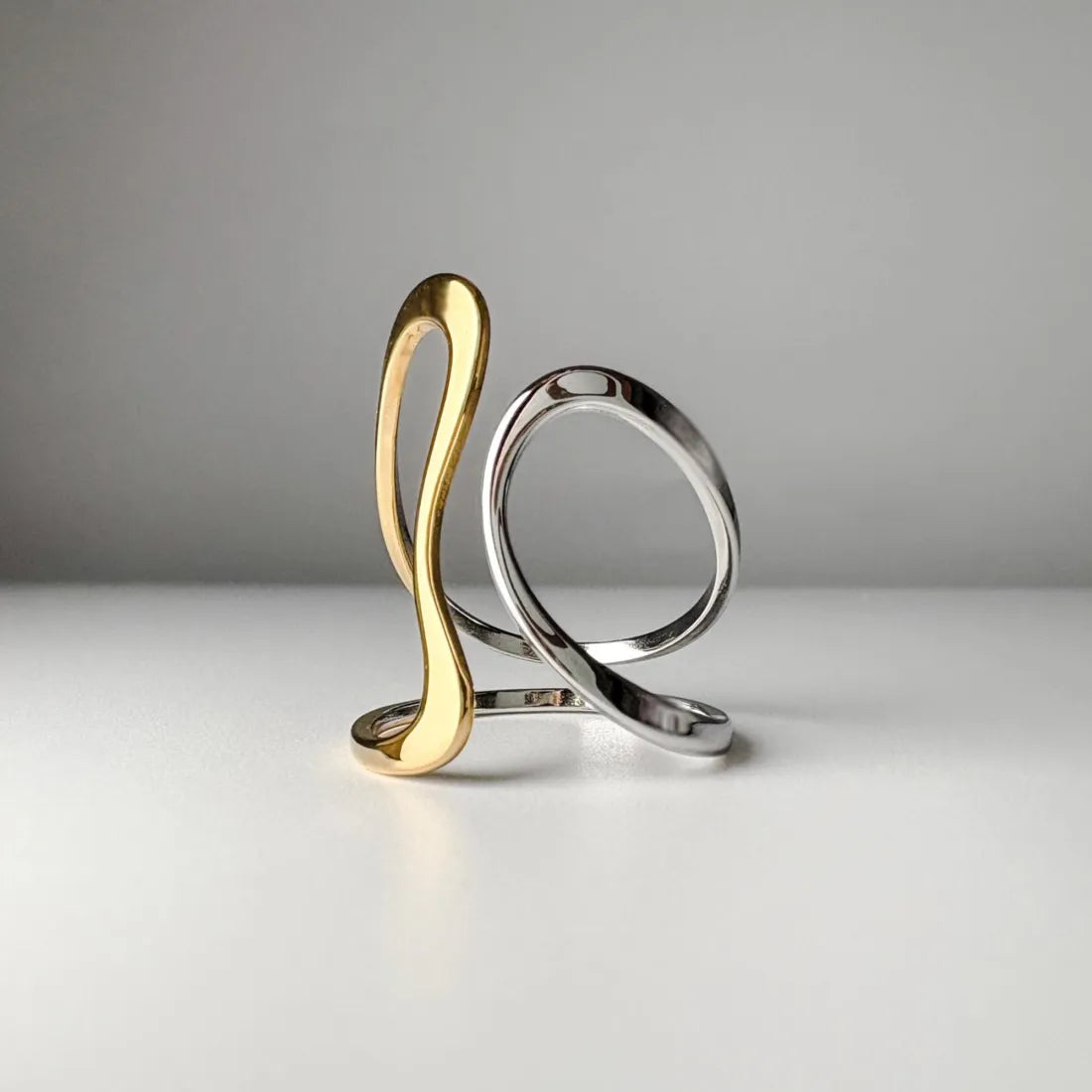 Two-Tone Wavy Ring
